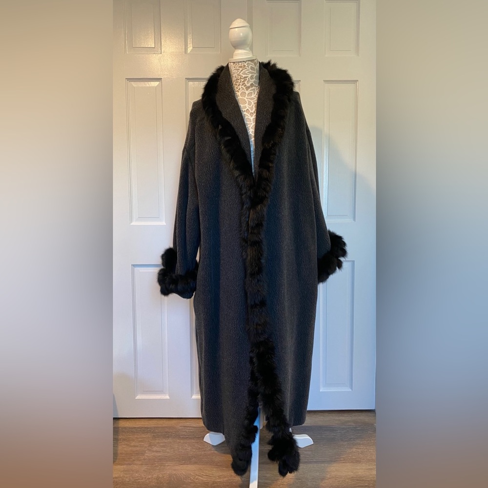 Fendi alpaca wool trimmed with black mink